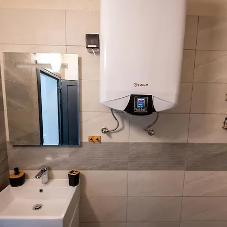 Skyline Apartment